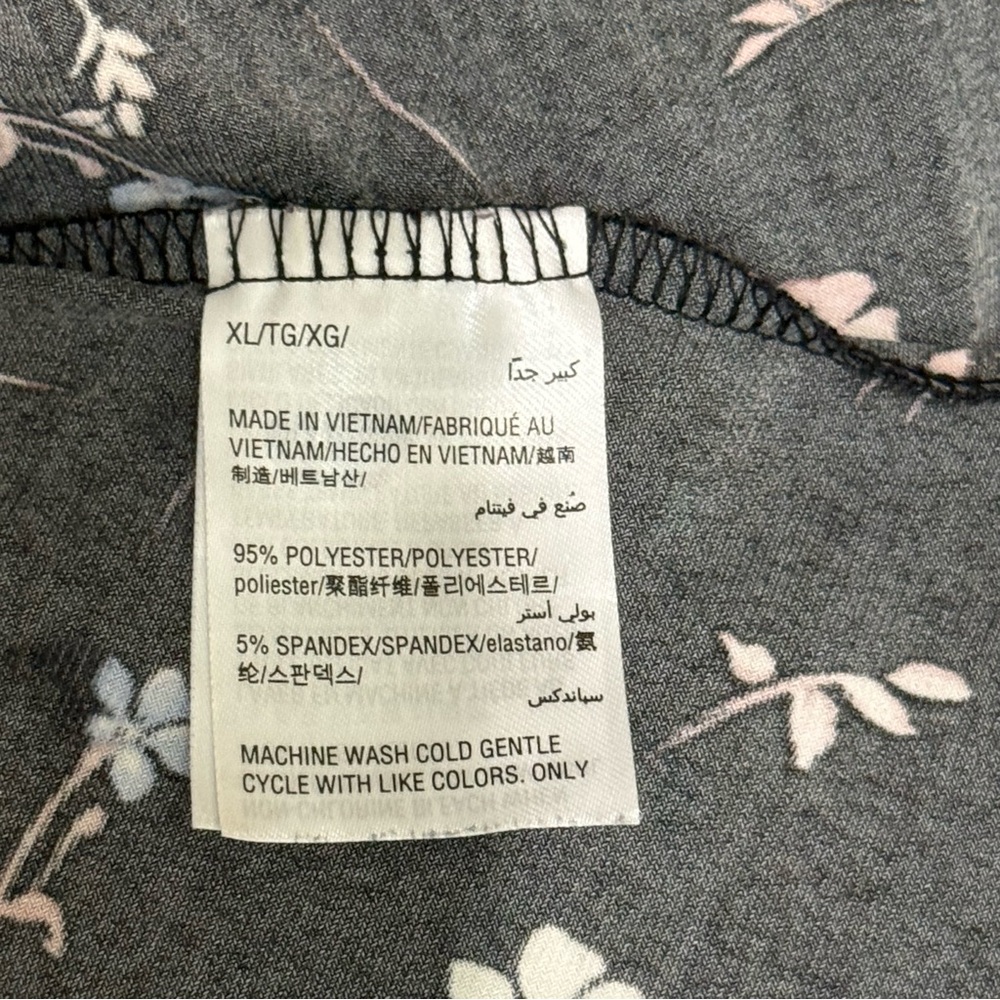 Charter Club Black and  Floral Women's Blouse - Picture 10 of 12